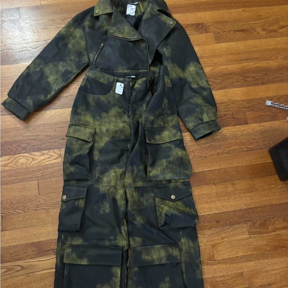 Fashion Nova Black and Green Utility Jacket